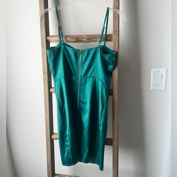 FOREVER 21 - women’s green dress size M - Picture 2 of 4